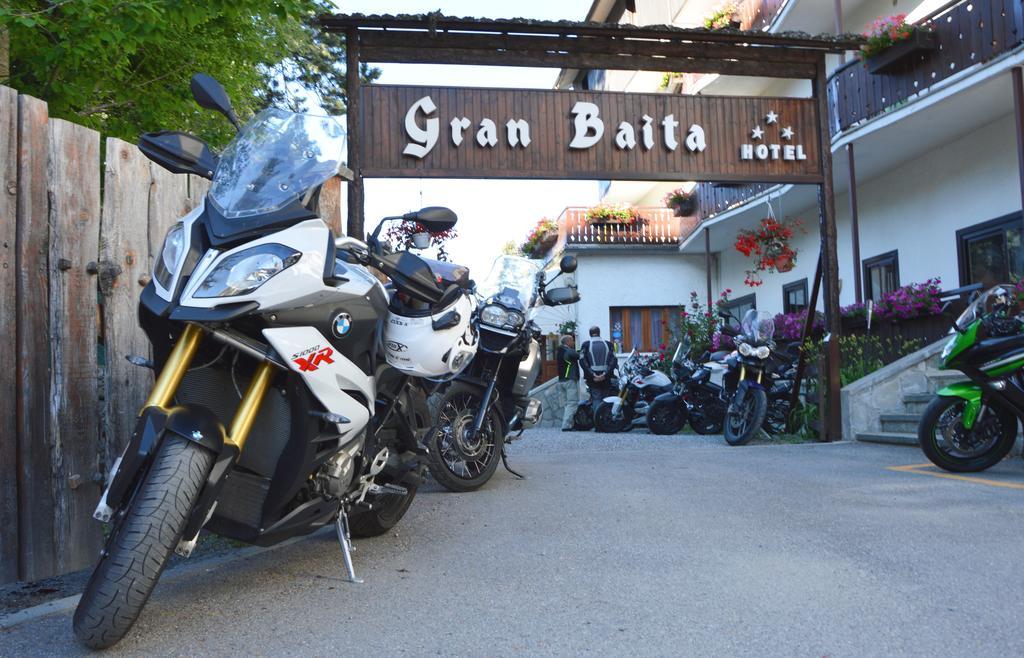Hotel Gran Baita Oulx Dış mekan fotoğraf
